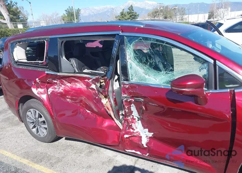 2021 Chrysler Pacifica Hybrid Touring L z USA, uszkodzony, nr VIN 2C4RC1L76MR581285